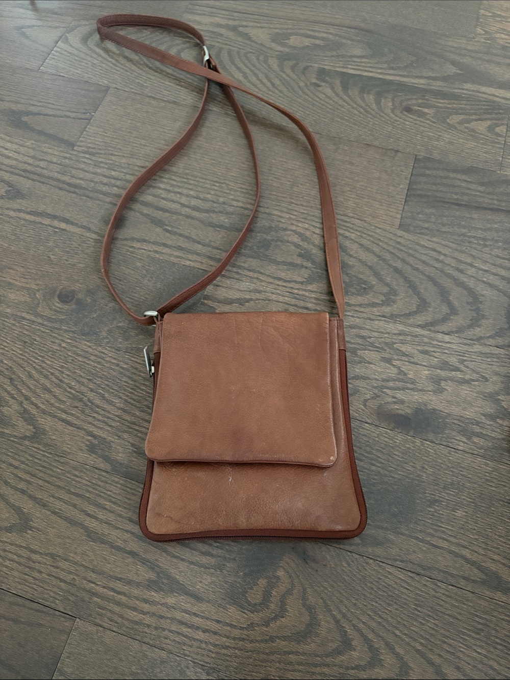 Men's Brown Leather Crossbody Bag - Classic Everyday Carry